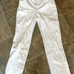White Gloria Vanderbilt Jeans